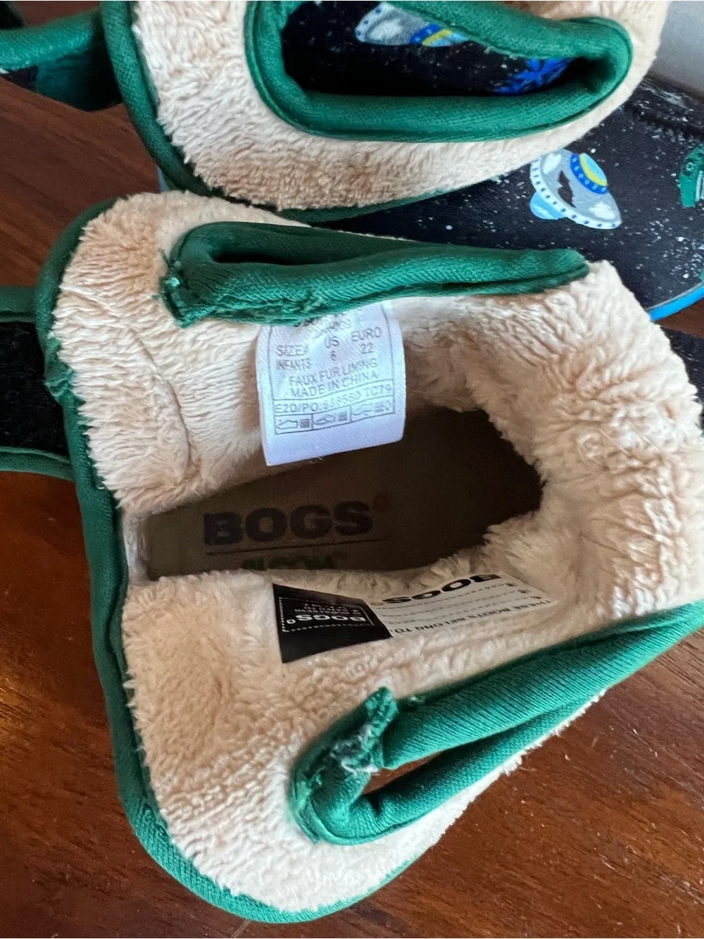 Baby Bogs II Kids Black and Green Dinosaur Winter Boots